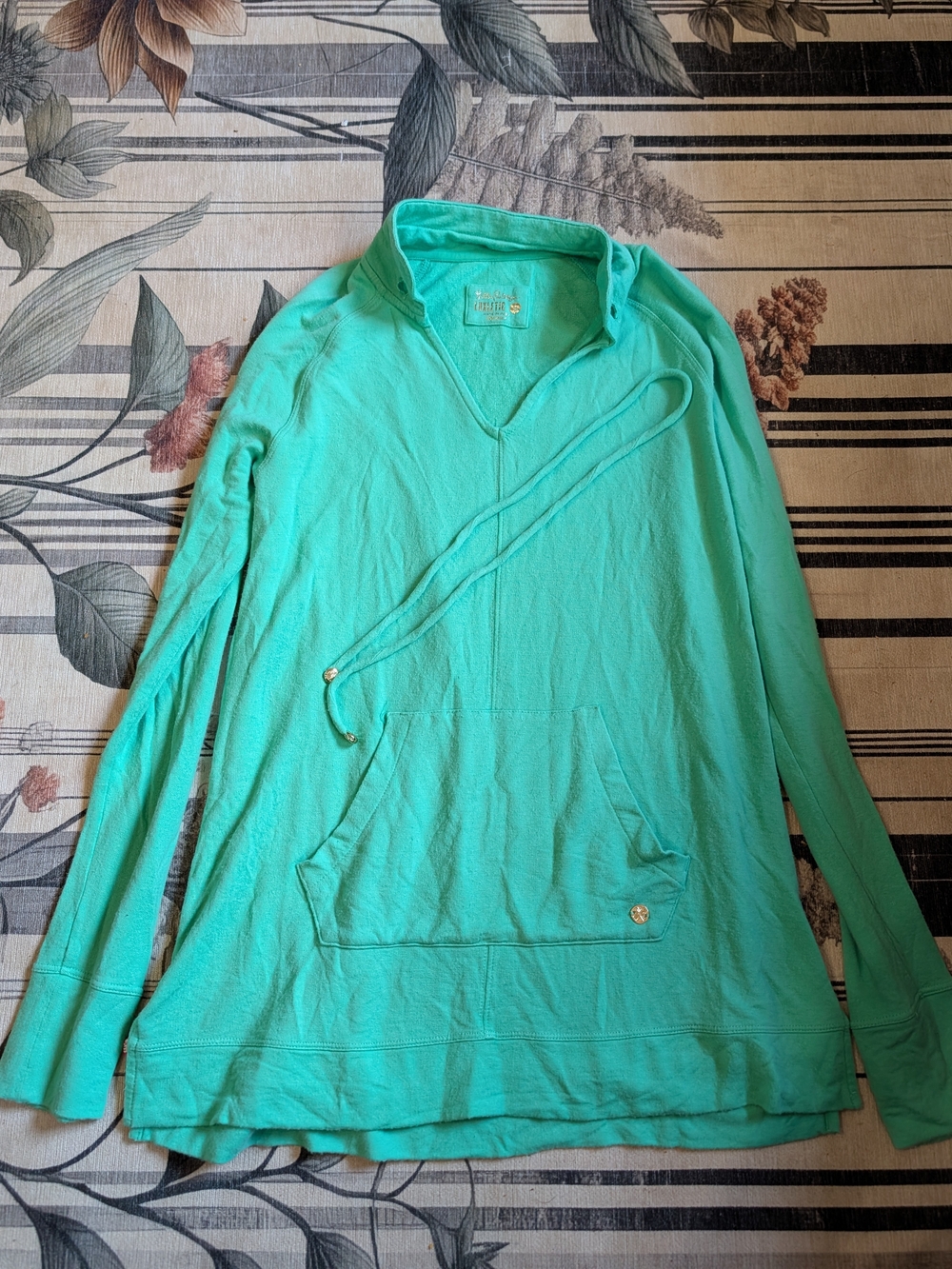 Lilly Pulitzer Mint V-Neck Pullover Sweater